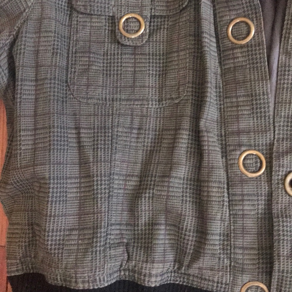 Jacket - Picture 2 of 4